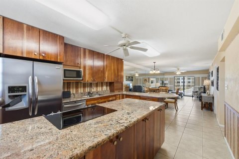 Copropriété à vendre à New Smyrna Beach, Floride: 2 chambres, 94.3 m2 № 2296294 - photo 4