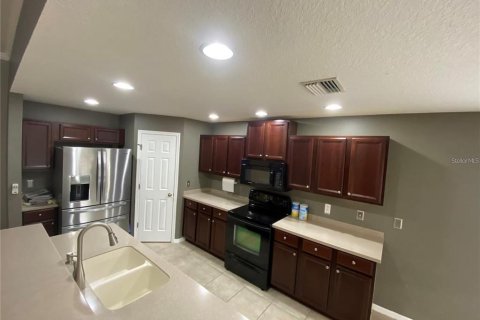 House in Bradenton, Florida 4 bedrooms, 225.66 sq.m. № 1883905 - photo 12