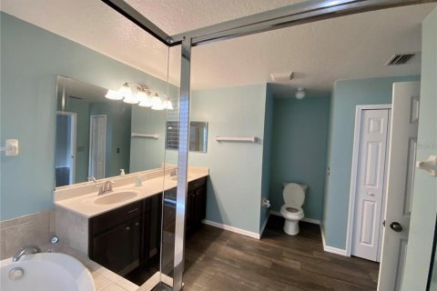 House in Bradenton, Florida 4 bedrooms, 225.66 sq.m. № 1883905 - photo 19