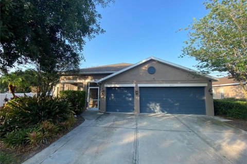 House in Bradenton, Florida 4 bedrooms, 225.66 sq.m. № 1883905 - photo 2