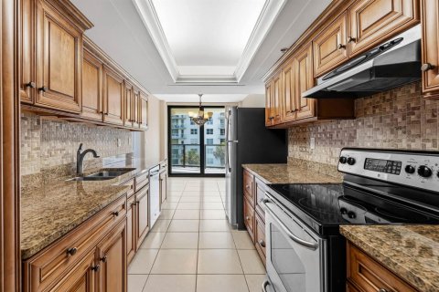 Condo in Palm Beach, Florida, 3 bedrooms  № 2146299 - photo 10