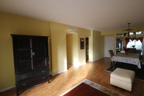 Copropriété à vendre à Hollywood, Floride: 2 chambres, 105.17 m2 № 2249191 - photo 3
