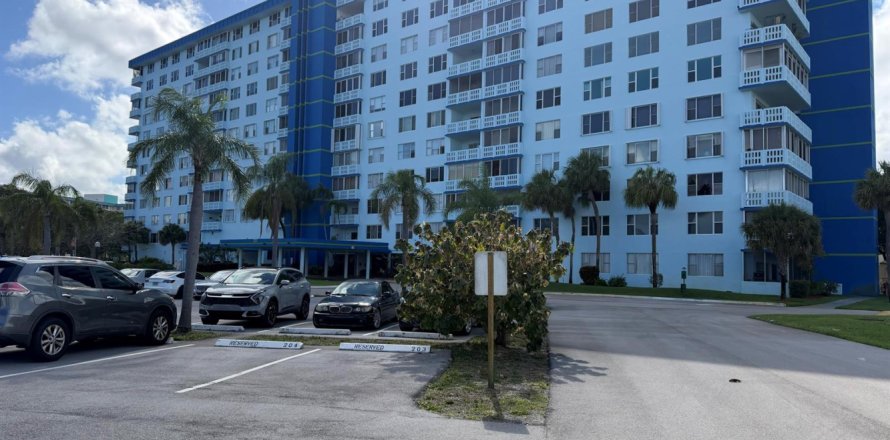 Condo à Hollywood, Floride, 2 chambres  № 2249191