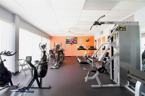Condo in South Pasadena, Florida, 2 bedrooms  № 2266984 - photo 27