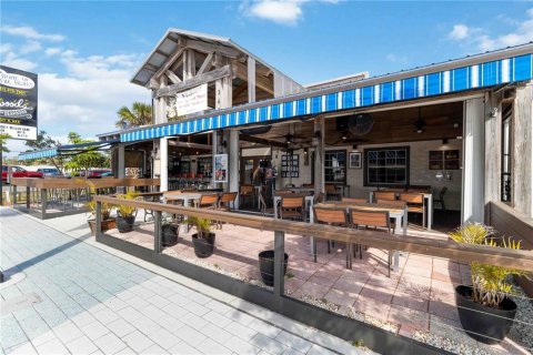 Propiedad comercial en venta en Englewood, Florida, 458.29 m2 № 1575336 - foto 4