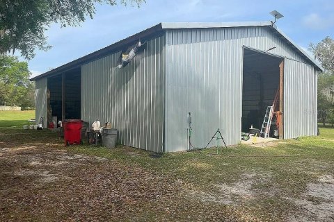 House in Floral City, Florida 2 bedrooms, 59.83 sq.m. № 2393966 - photo 23