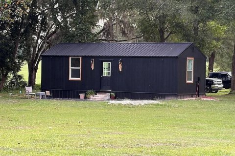 House in Floral City, Florida 2 bedrooms, 59.83 sq.m. № 2393966 - photo 2