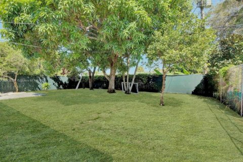 Casa en venta en North Miami Beach, Florida, 2 dormitorios, 92.9 m2 № 1966194 - foto 15