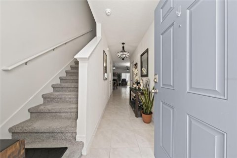 Touwnhouse à vendre à Davenport, Floride: 3 chambres, 136.01 m2 № 2391654 - photo 12