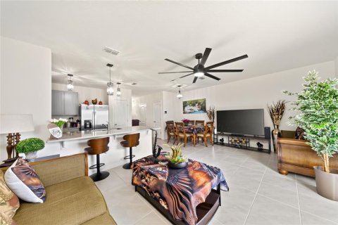 Touwnhouse à vendre à Davenport, Floride: 3 chambres, 136.01 m2 № 2391654 - photo 6