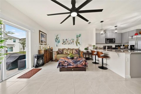 Touwnhouse à vendre à Davenport, Floride: 3 chambres, 136.01 m2 № 2391654 - photo 5