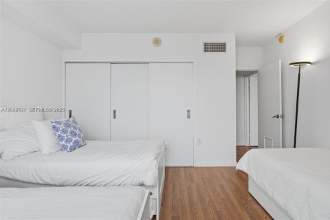 Copropriété à louer à Bal Harbour, Floride: 2 chambres, 98.1 m2 № 2176352 - photo 25