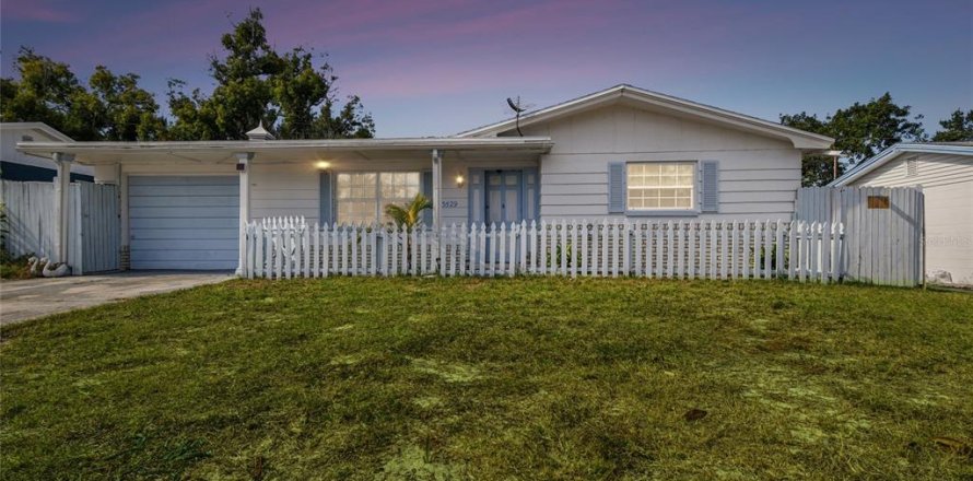 Casa en Holiday, Florida 2 dormitorios, 78.78 m2 № 1735357