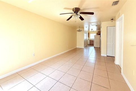 Appartement à louer à Saint Petersburg, Floride: 2 chambres, 81.75 m2 № 1870079 - photo 3