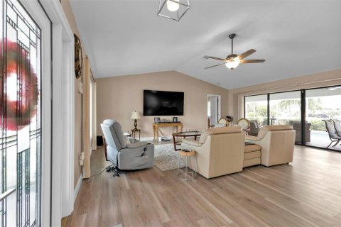 Villa ou maison à vendre à Punta Gorda, Floride: 3 chambres, 184.23 m2 № 2195198 - photo 29
