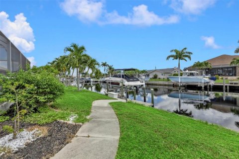 Villa ou maison à vendre à Punta Gorda, Floride: 3 chambres, 184.23 m2 № 2195198 - photo 25