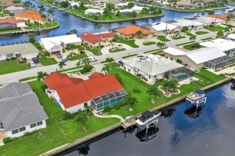 Villa ou maison à vendre à Punta Gorda, Floride: 3 chambres, 184.23 m2 № 2195198 - photo 6