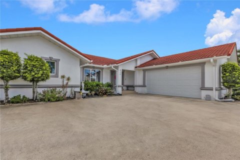 Villa ou maison à vendre à Punta Gorda, Floride: 3 chambres, 184.23 m2 № 2195198 - photo 2