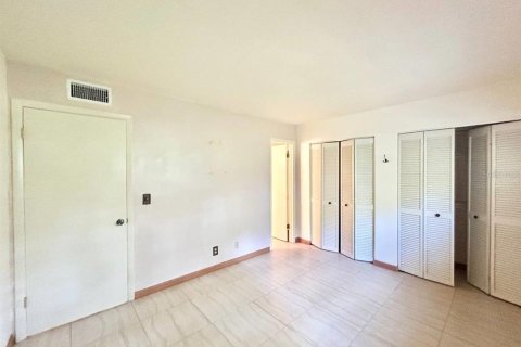 Снять в аренду кондоминиум в Клируотер, Флорида 2 спальни, 95.69м2, № 2113491 - фото 13
