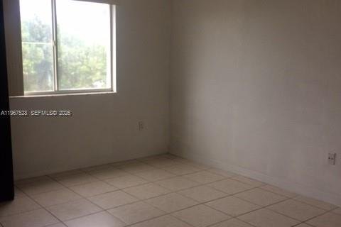 Condo in Miami, Florida, 2 bedrooms № 2029682 - photo 6