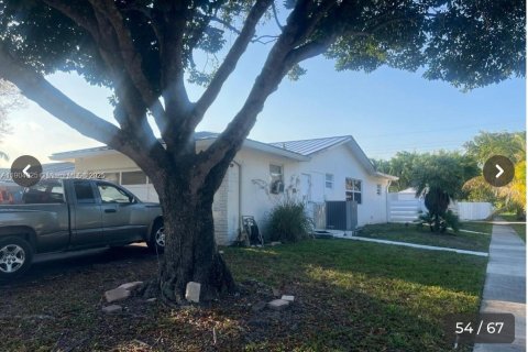 Casa en venta en Hollywood, Florida, 5 dormitorios, 239.59 m2 № 1955046 - foto 19