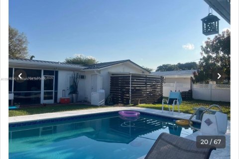 Casa en venta en Hollywood, Florida, 5 dormitorios, 239.59 m2 № 1955046 - foto 7