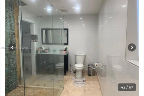 Casa en venta en Hollywood, Florida, 5 dormitorios, 239.59 m2 № 1955046 - foto 14