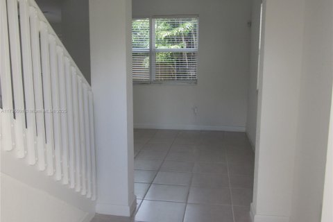 Casa en alquiler en Homestead, Florida, 3 dormitorios, 192.49 m2 № 1937976 - foto 13