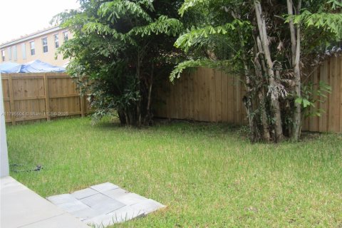 Casa en alquiler en Homestead, Florida, 3 dormitorios, 192.49 m2 № 1937976 - foto 20