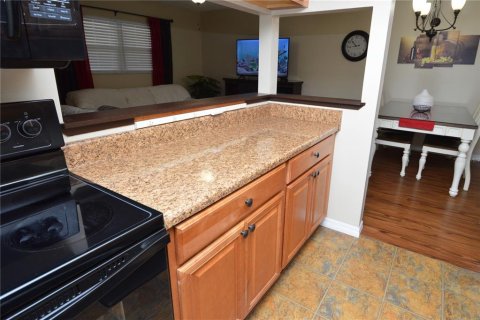 Copropriété à louer à Largo, Floride: 1 chambre, 69.4 m2 № 2196475 - photo 10