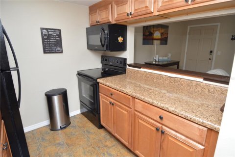 Copropriété à louer à Largo, Floride: 1 chambre, 69.4 m2 № 2196475 - photo 9