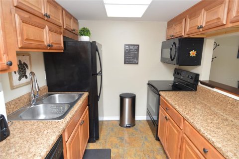 Copropriété à louer à Largo, Floride: 1 chambre, 69.4 m2 № 2196475 - photo 8