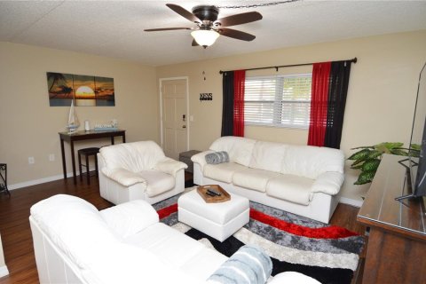Copropriété à louer à Largo, Floride: 1 chambre, 69.4 m2 № 2196475 - photo 18
