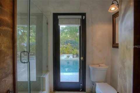 Villa ou maison à louer à Tampa, Floride: 5 chambres, 494.05 m2 № 1719210 - photo 16