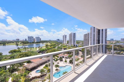 Condominio en venta en Aventura, Florida, 2 dormitorios, 144.93 m2 № 2267588 - foto 13