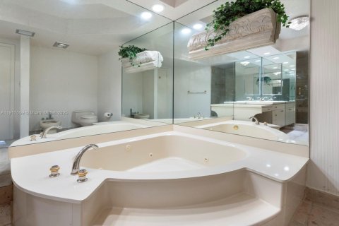 Condominio en venta en Aventura, Florida, 2 dormitorios, 144.93 m2 № 2267588 - foto 26