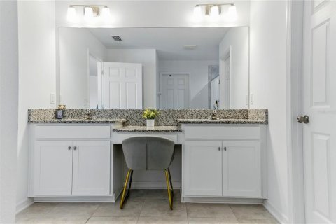 House in Spring Hill, Florida 5 bedrooms, 328.04 sq.m. № 1788233 - photo 27