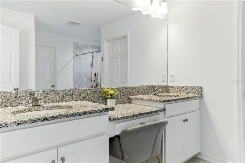 House in Spring Hill, Florida 5 bedrooms, 328.04 sq.m. № 1788233 - photo 29