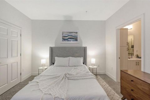 Снять в аренду квартиру в Сарасота, Флорида 4 комнаты, 52.95м2, № 1803554 - фото 3