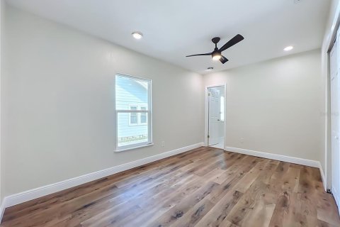 Villa ou maison à louer à Orlando, Floride: 2 chambres, 99.22 m2 № 2416796 - photo 23