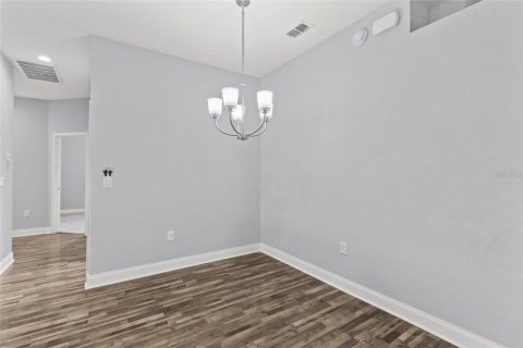 Villa ou maison à vendre à Plant City, Floride: 5 chambres, 280.94 m2 № 2413615 - photo 17