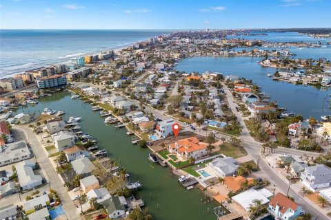 Land in Madeira Beach, Florida № 1526034 - photo 7