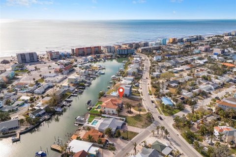Land in Madeira Beach, Florida № 1526034 - photo 3