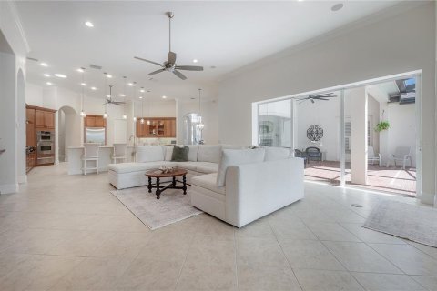 Villa ou maison à vendre à Land O' Lakes, Floride: 5 chambres, 457.26 m2 № 2399435 - photo 14
