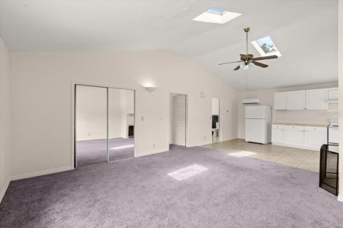 House in Daytona Beach, Florida 4 bedrooms, 199.37 sq.m. № 1824780 - photo 29