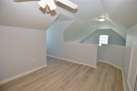 Townhouse in Sarasota, Florida 3 bedrooms, 139.26 sq.m. № 2202435 - photo 19