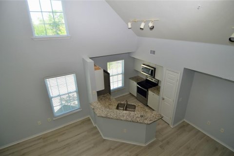 Townhouse in Sarasota, Florida 3 bedrooms, 139.26 sq.m. № 2202435 - photo 8
