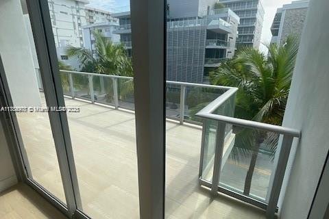 Condominio en venta en Miami Beach, Florida, 2 dormitorios, 107.77 m2 № 1861448 - foto 19