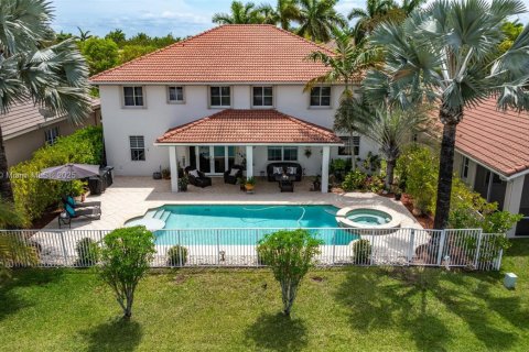 House in Weston, Florida 6 bedrooms, 380.34 sq.m. № 1762498 - photo 4
