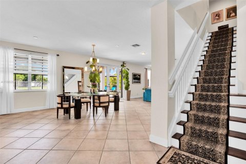 House in Weston, Florida 6 bedrooms, 380.34 sq.m. № 1762498 - photo 23